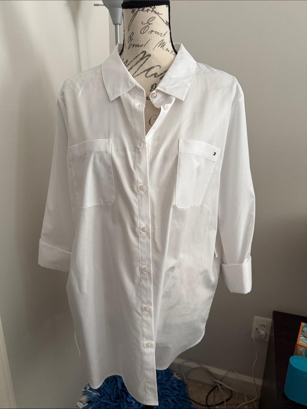 Classic Tommy Hilfiger Womens Button-Up Shirt